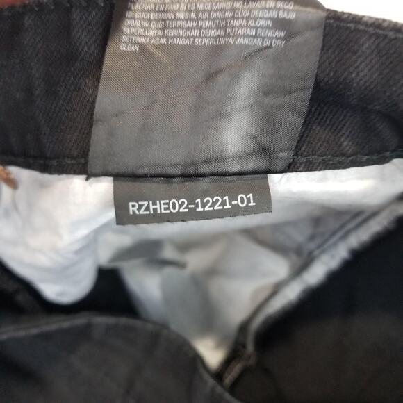 Volcom Vorta Slim Straight Jeans Mens 34x32 Black Denim A4902005 NWT - Picture 5 of 12